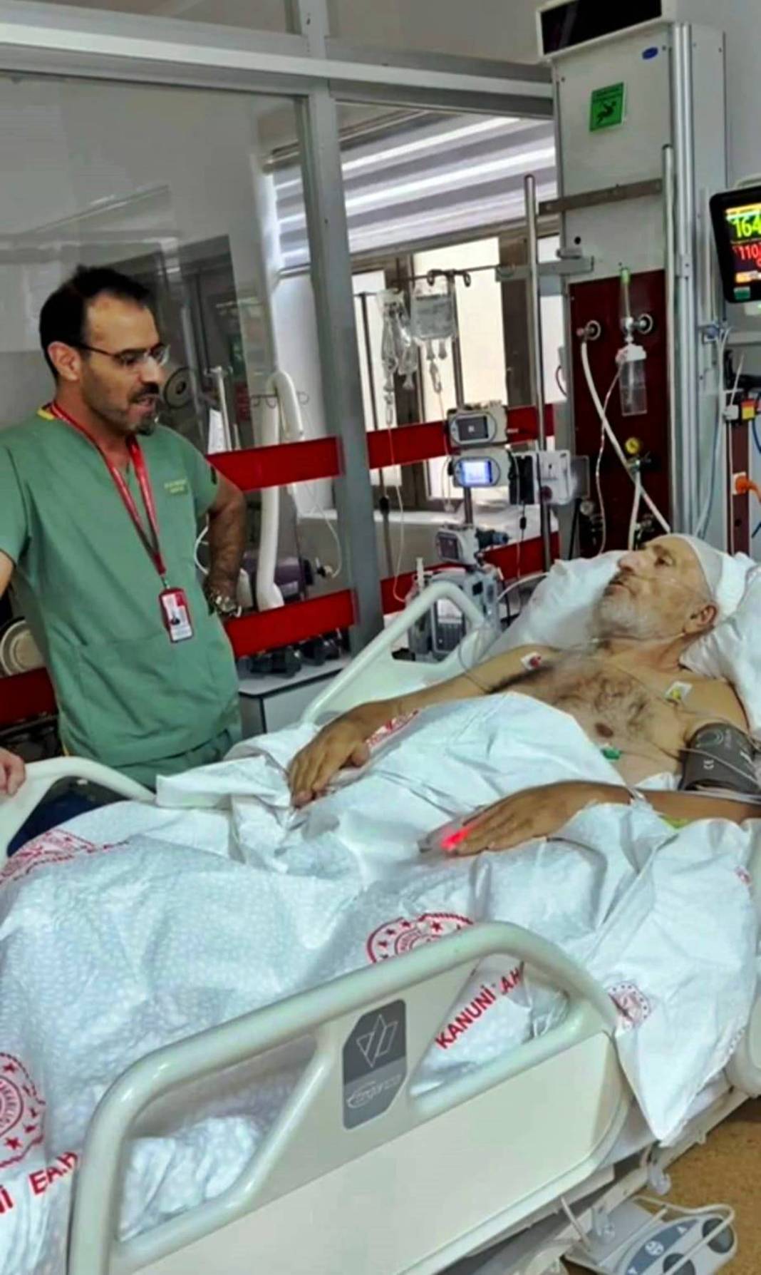 Doktor şaştı kaldı: Bu kadar büyüğünü daha önce görmedim! Hastanın karnından çıkan dev tümör şoke etti 10